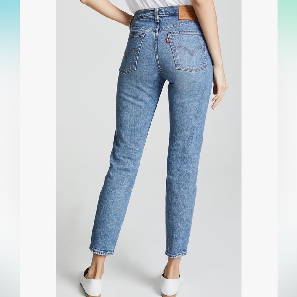 Levi's Premium Wedgie Denim Jeans Button Fly Women's Size 27